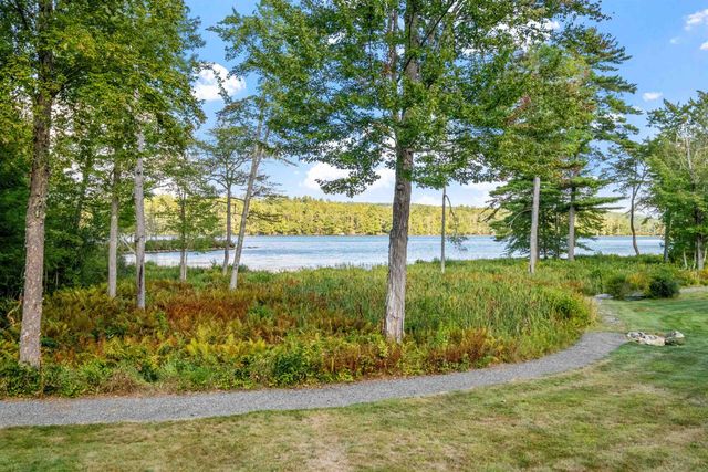 14 Island View Drive, Moultonborough, NH 03254