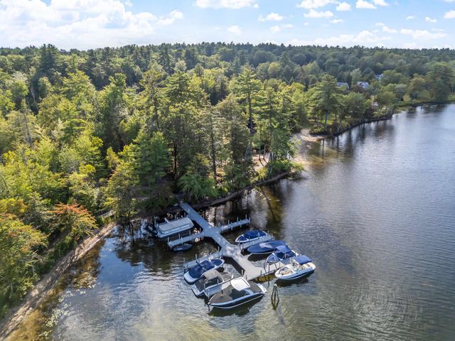 14 Island View Drive, Moultonborough, NH 03254