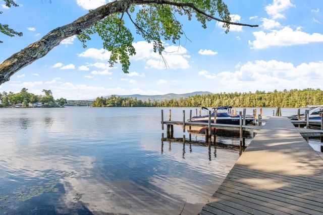 14 Island View Drive, Moultonborough, NH 03254