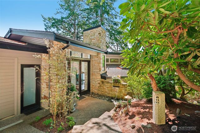 7602 Fairwind Lane NW, Gig Harbor, WA 98335
