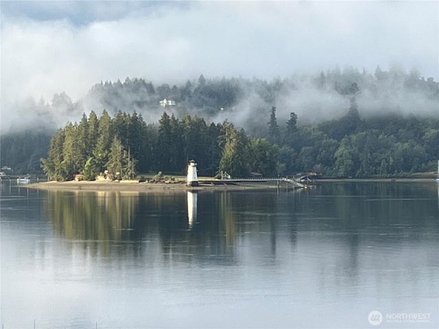 7602 Fairwind Lane NW, Gig Harbor, WA 98335