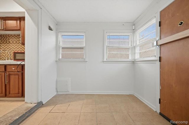 20620 Regent Drive, Detroit, MI 48205