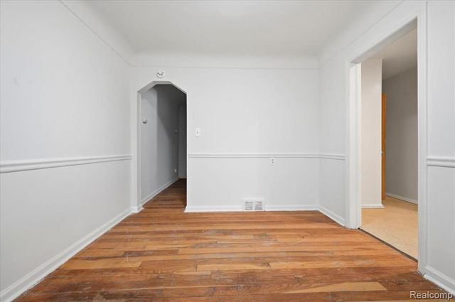 20620 Regent Drive, Detroit, MI 48205