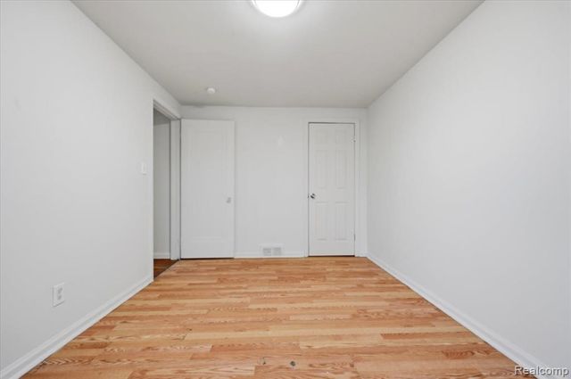 20620 Regent Drive, Detroit, MI 48205