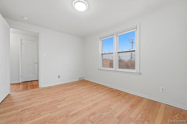 20620 Regent Drive, Detroit, MI 48205