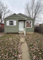 1210 Pinehurst Avenue, Flint, MI 48507