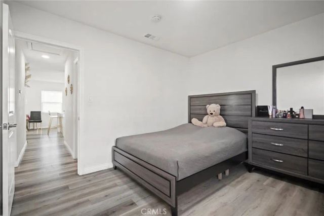 7323 Camellia Avenue, North Hollywood, CA 91605