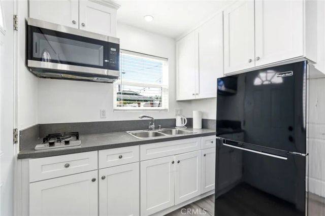 7323 Camellia Avenue, North Hollywood, CA 91605