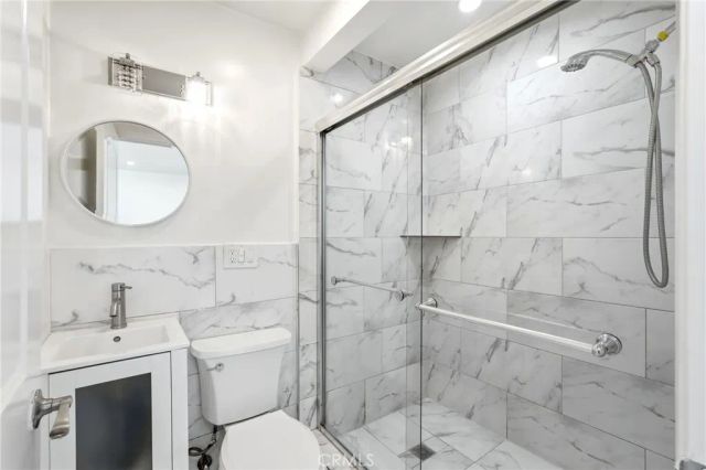 7323 Camellia Avenue, North Hollywood, CA 91605