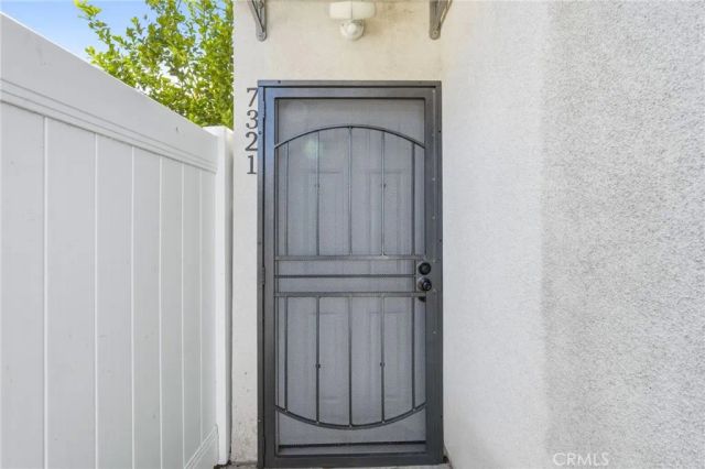 7323 Camellia Avenue, North Hollywood, CA 91605
