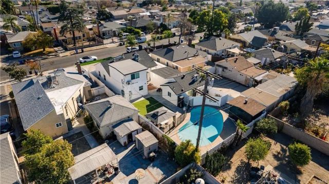7323 Camellia Avenue, North Hollywood, CA 91605