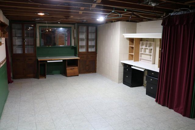 N94W16478 Cumberland ROAD, Menomonee Falls, WI 53051