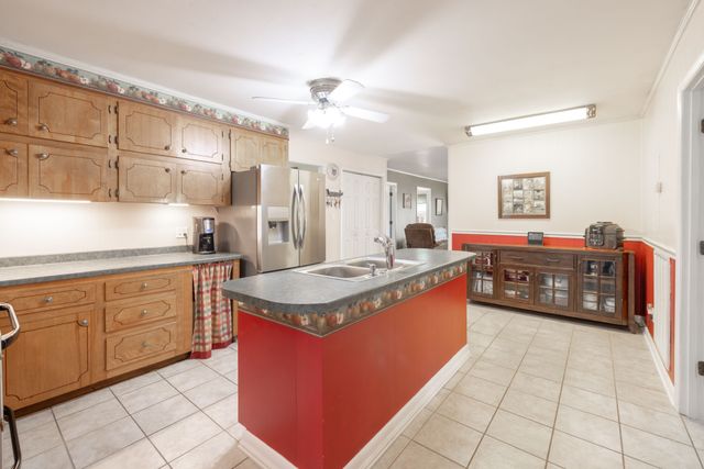 34 Dunn Rd, Leoma, TN 38468