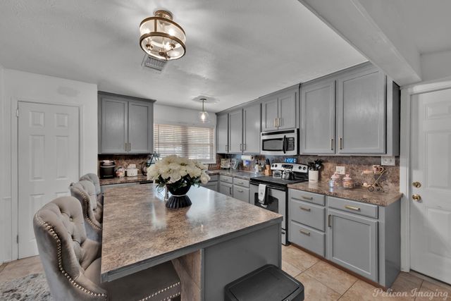 6128 Bradford Drive, Shreveport, LA 71119