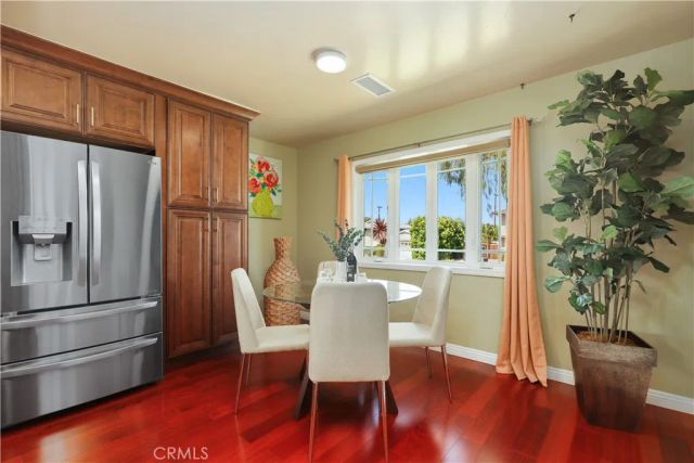 2524 Hartford Avenue, Fullerton, CA 92835