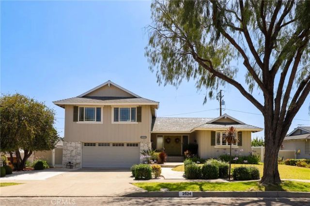 2524 Hartford Avenue, Fullerton, CA 92835