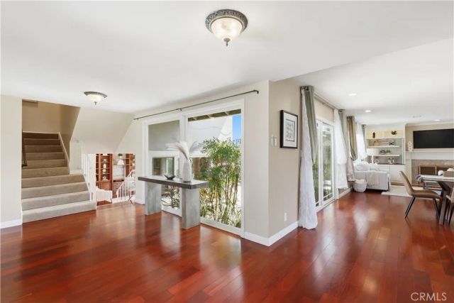 2524 Hartford Avenue, Fullerton, CA 92835