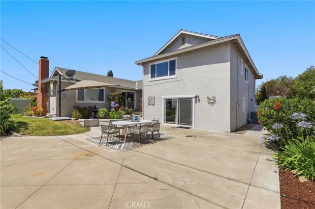 2524 Hartford Avenue, Fullerton, CA 92835