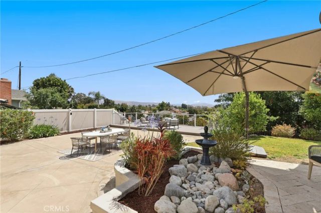 2524 Hartford Avenue, Fullerton, CA 92835
