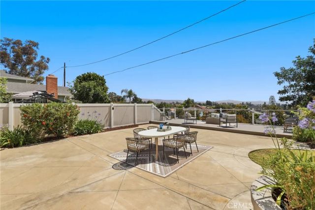2524 Hartford Avenue, Fullerton, CA 92835