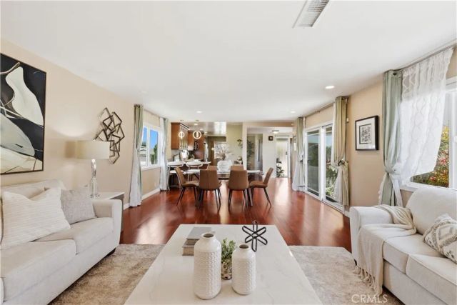 2524 Hartford Avenue, Fullerton, CA 92835