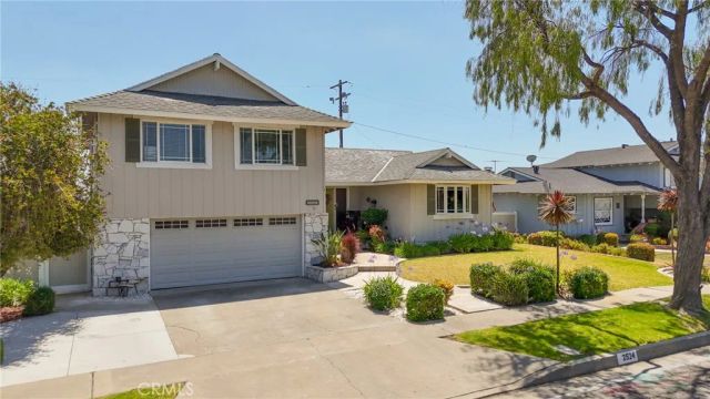 2524 Hartford Avenue, Fullerton, CA 92835
