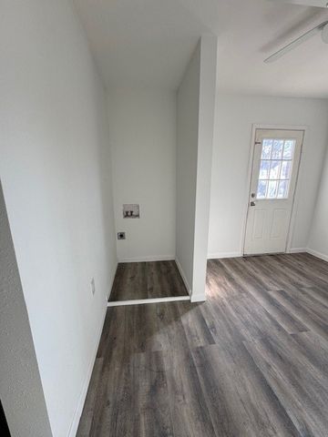 1302 Stone Drive, Irving, TX 75061
