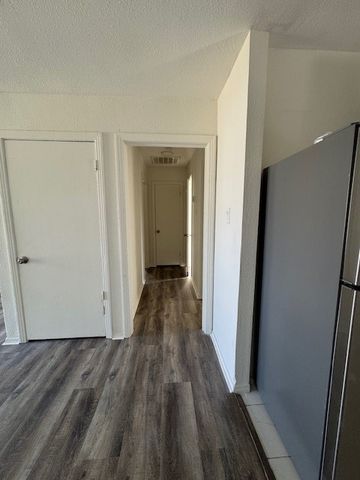 1302 Stone Drive, Irving, TX 75061