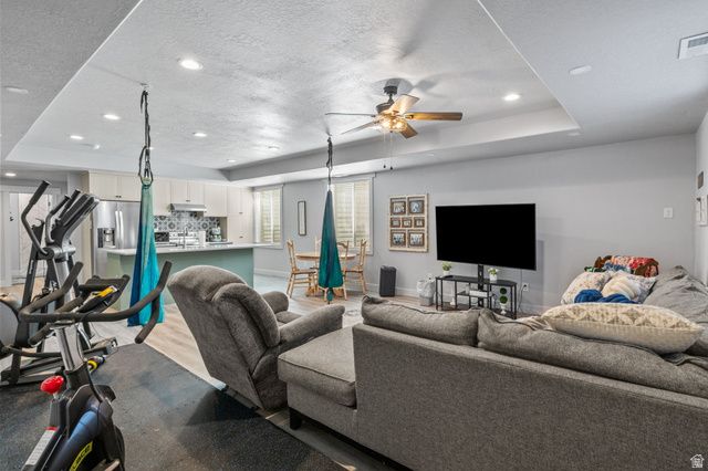 3443 W HARVESTWOOD LN, Riverton, UT 84065