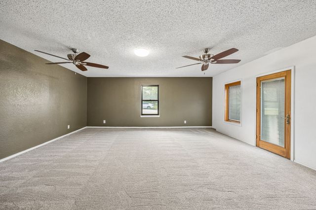 806 Glenn Drive, Euless, TX 76039