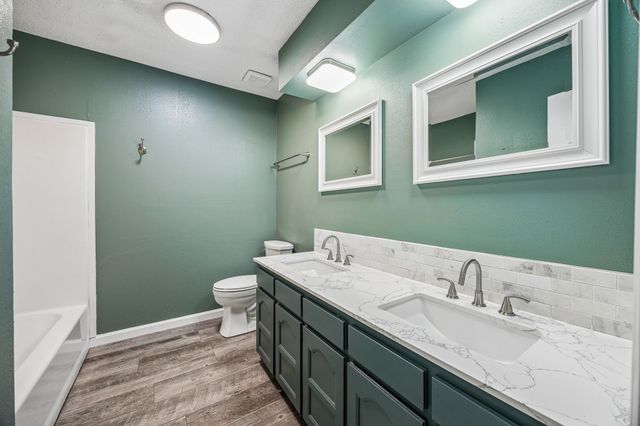 806 Glenn Drive, Euless, TX 76039