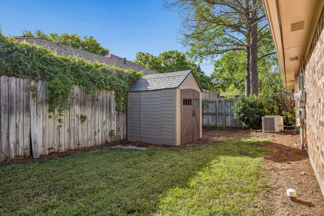 806 Glenn Drive, Euless, TX 76039