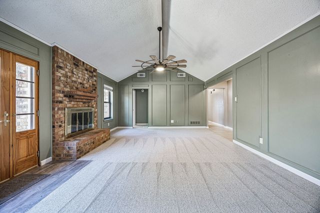 806 Glenn Drive, Euless, TX 76039