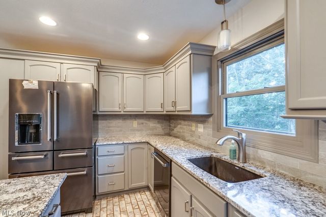 8458 Barbara Drive, Mentor, OH 44060