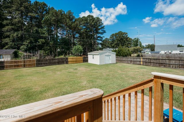 2625 Camille Drive, Winterville, NC 28590