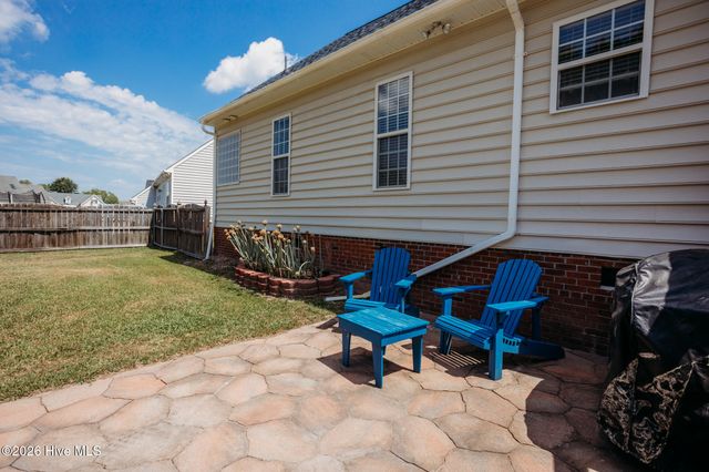 2625 Camille Drive, Winterville, NC 28590
