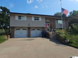 7705 Washington Street, Ralston, NE 68127