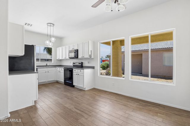 15558 N 136TH Lane, Surprise, AZ 85374