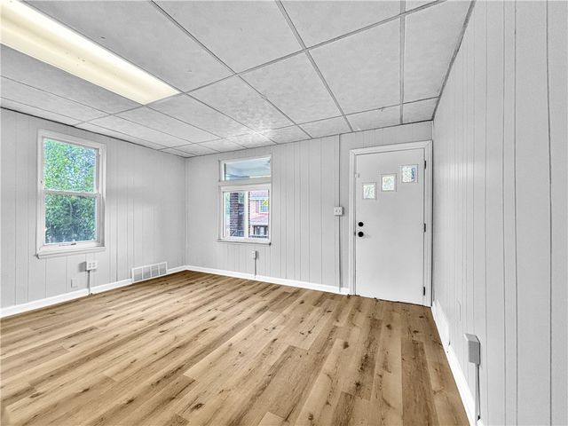 147 Auriles St, Duquesne, PA 15110