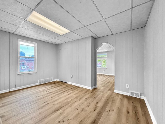 147 Auriles St, Duquesne, PA 15110