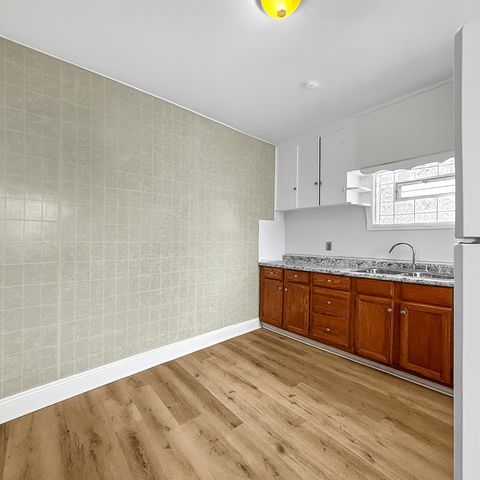 147 Auriles St, Duquesne, PA 15110