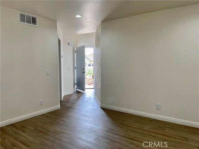 1534 Heirloom, Perris, CA 92571