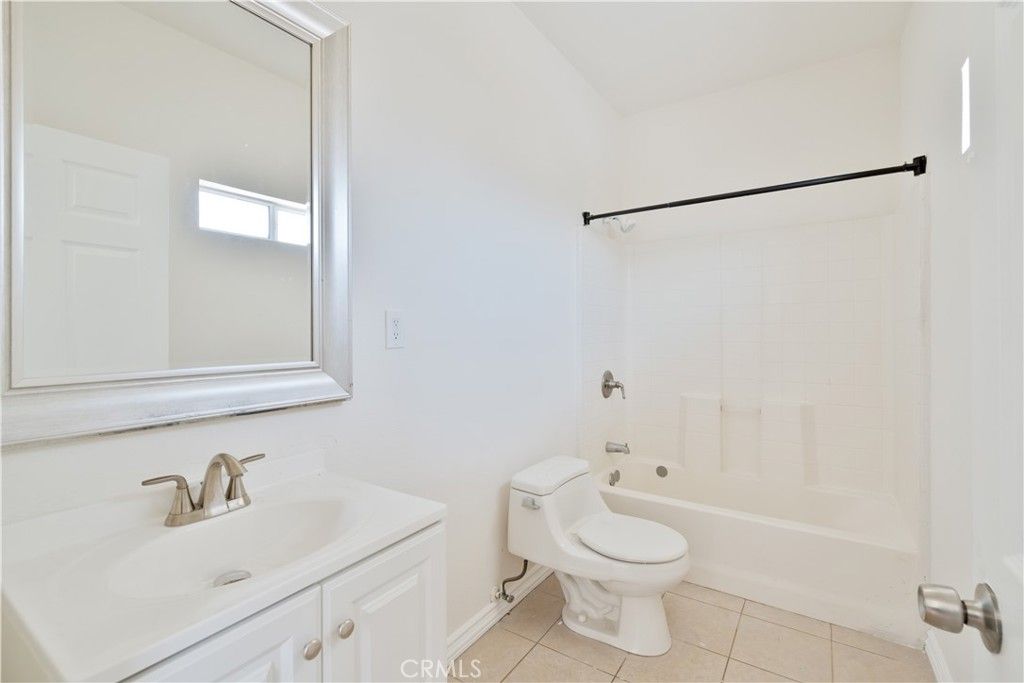 Image 25 of property listing at 2325 Whittier, Los Angeles, CA 90023