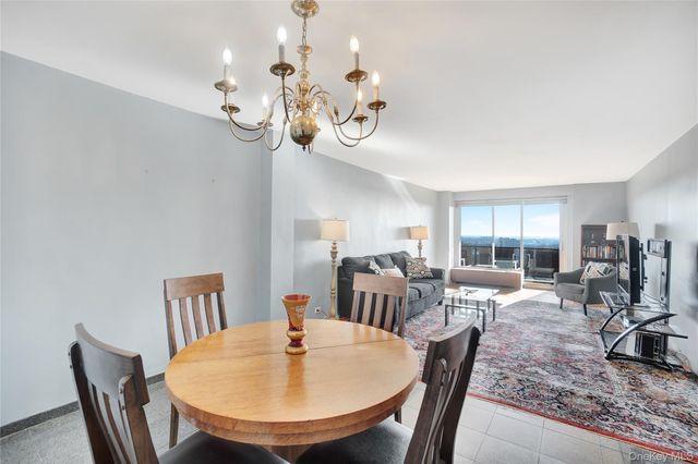 110-11 Queens Boulevard 32A, Forest Hills, NY 11375