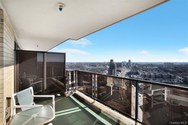 110-11 Queens Boulevard 32A, Forest Hills, NY 11375