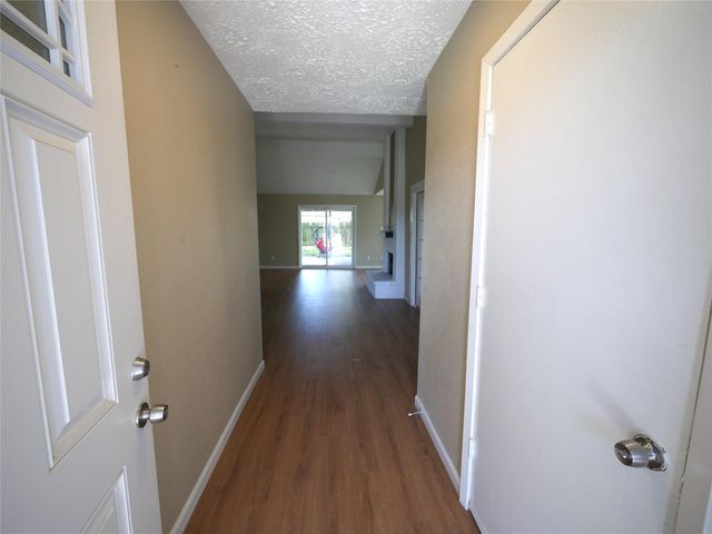 6826 Addicks Clodine Road, Houston, TX 77083