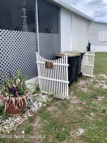 1056 Wood Court NE, Palm Bay, FL 32907