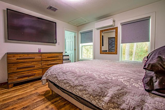 190 Artesian, Onalaska, TX 77360