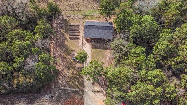 190 Artesian, Onalaska, TX 77360