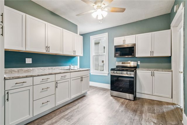 1645 D Avenue NE, Cedar Rapids, IA 52402